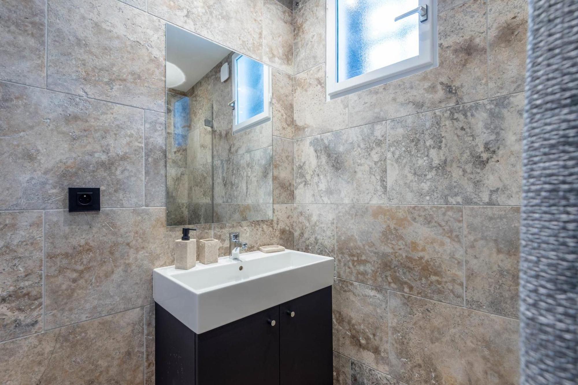 Le Beau Marcy - Contemporary City Centre Flat Annecy Buitenkant foto